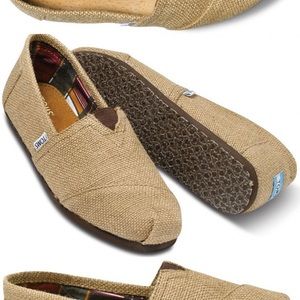 Toms